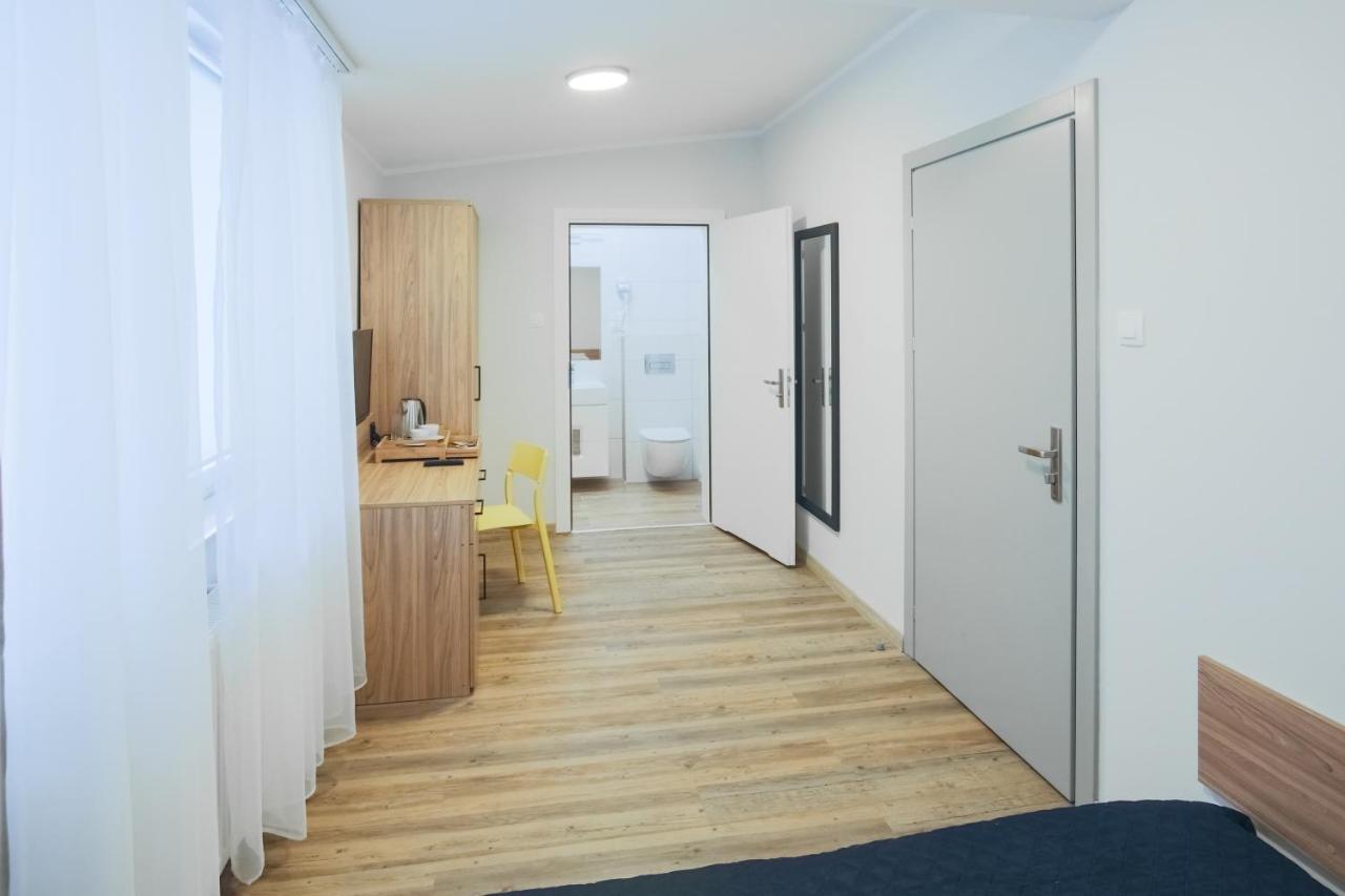 Centrum Sportu I Rekreacji Sępólno Krajeńskie Esterno foto