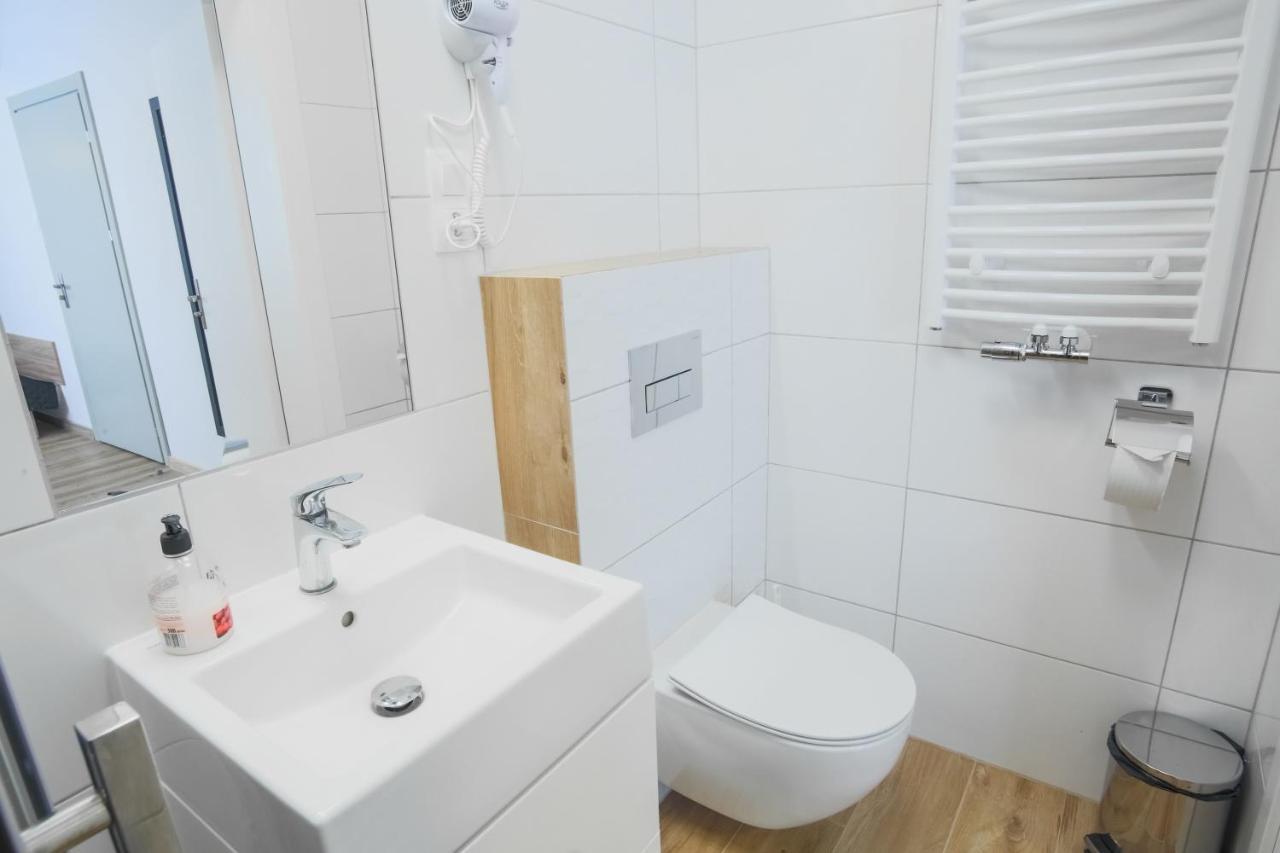 Centrum Sportu I Rekreacji Sępólno Krajeńskie Esterno foto